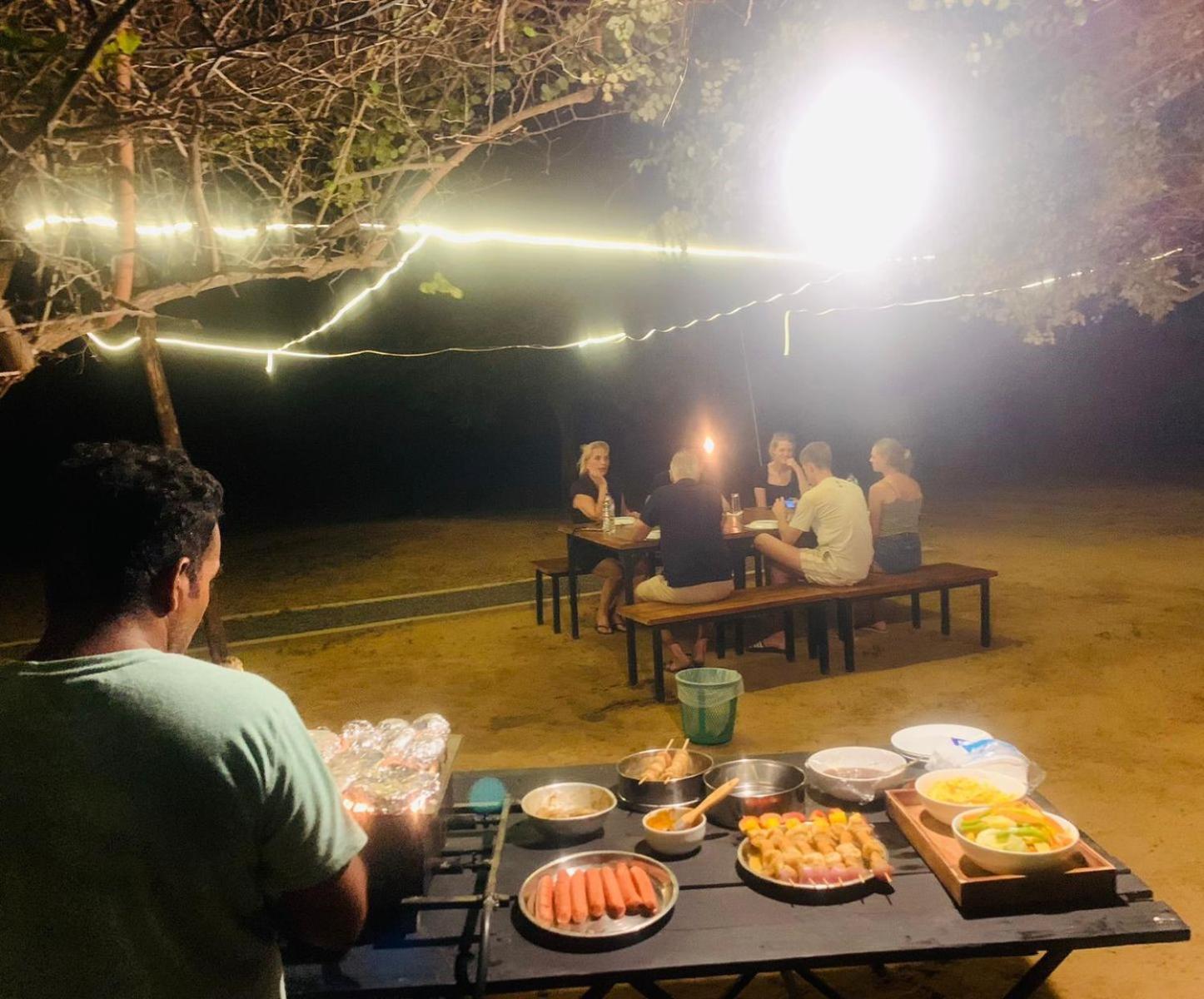Yala Wild Hut - Yala Hotel Tissamaharama Eksteriør billede